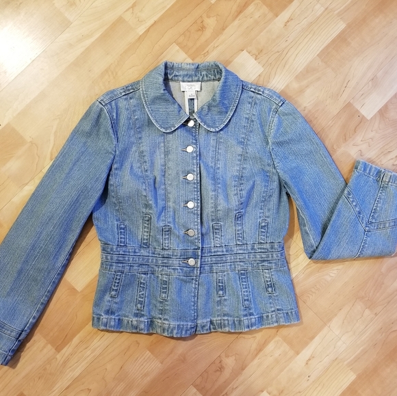 Anne Taylor LOFT Denim Blazer - Picture 2 of 7